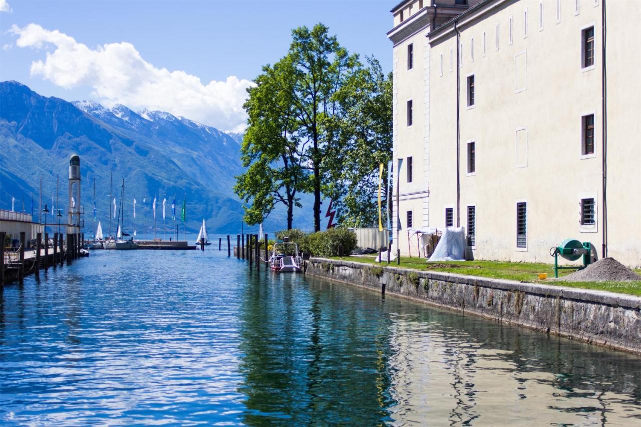 Ferienwohnung Casa Anna Riva del Garda Exterior foto