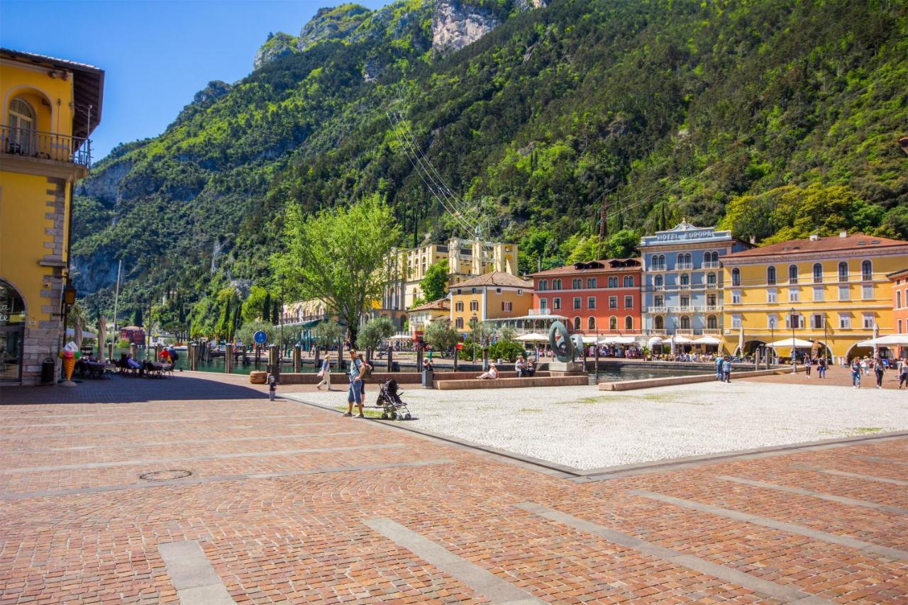 Ferienwohnung Casa Anna Riva del Garda Exterior foto