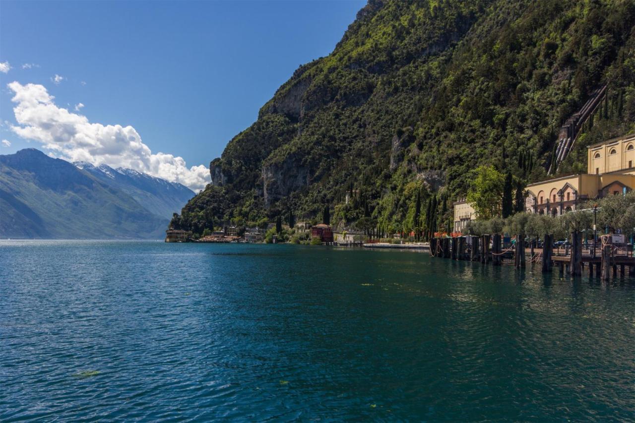 Ferienwohnung Casa Anna Riva del Garda Exterior foto